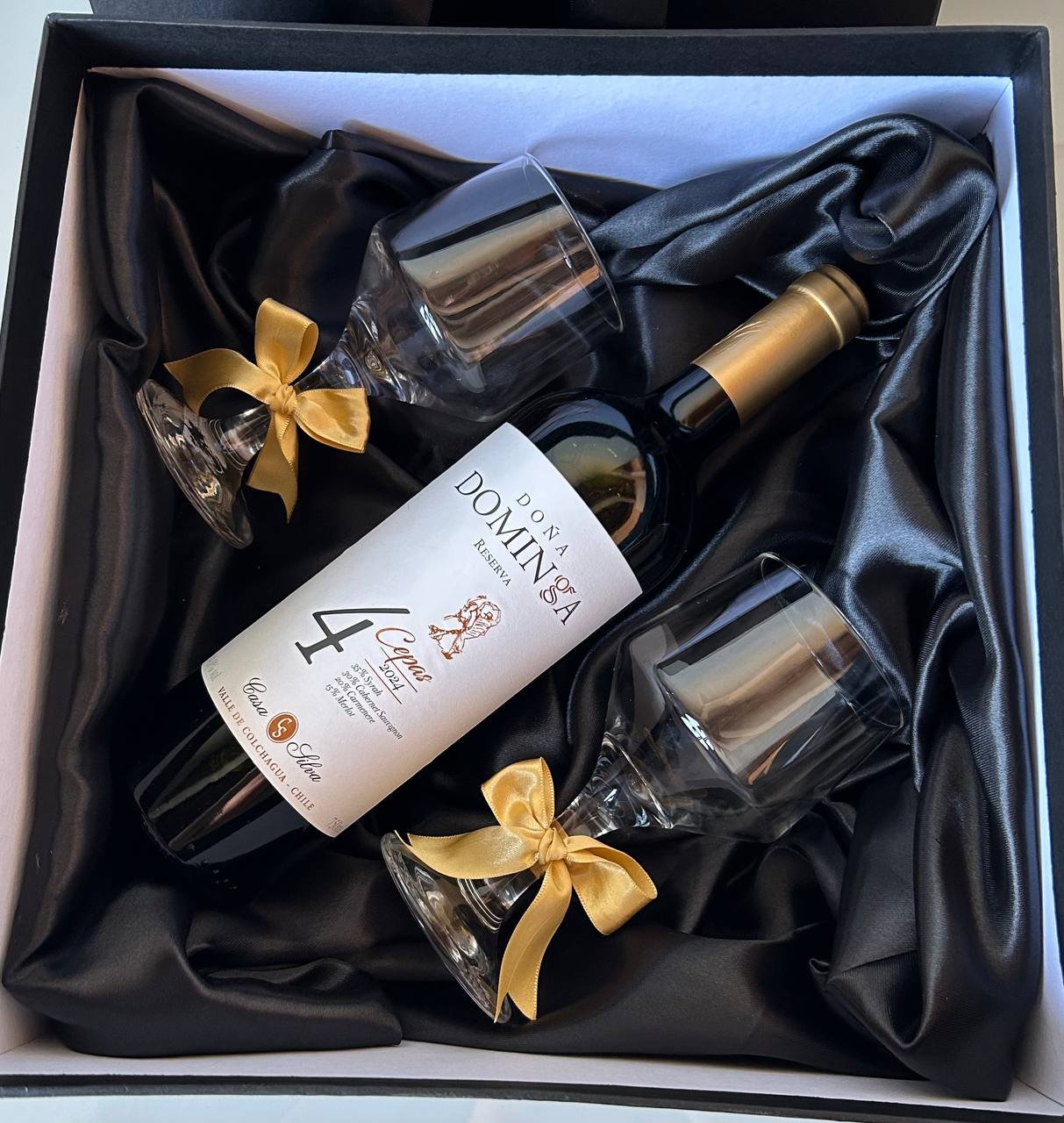 Caixa Vinho e Taças
